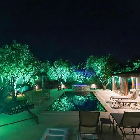 Villa Bamboo